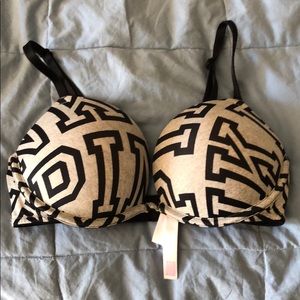 32C PINK Victoria’s Secret Bra